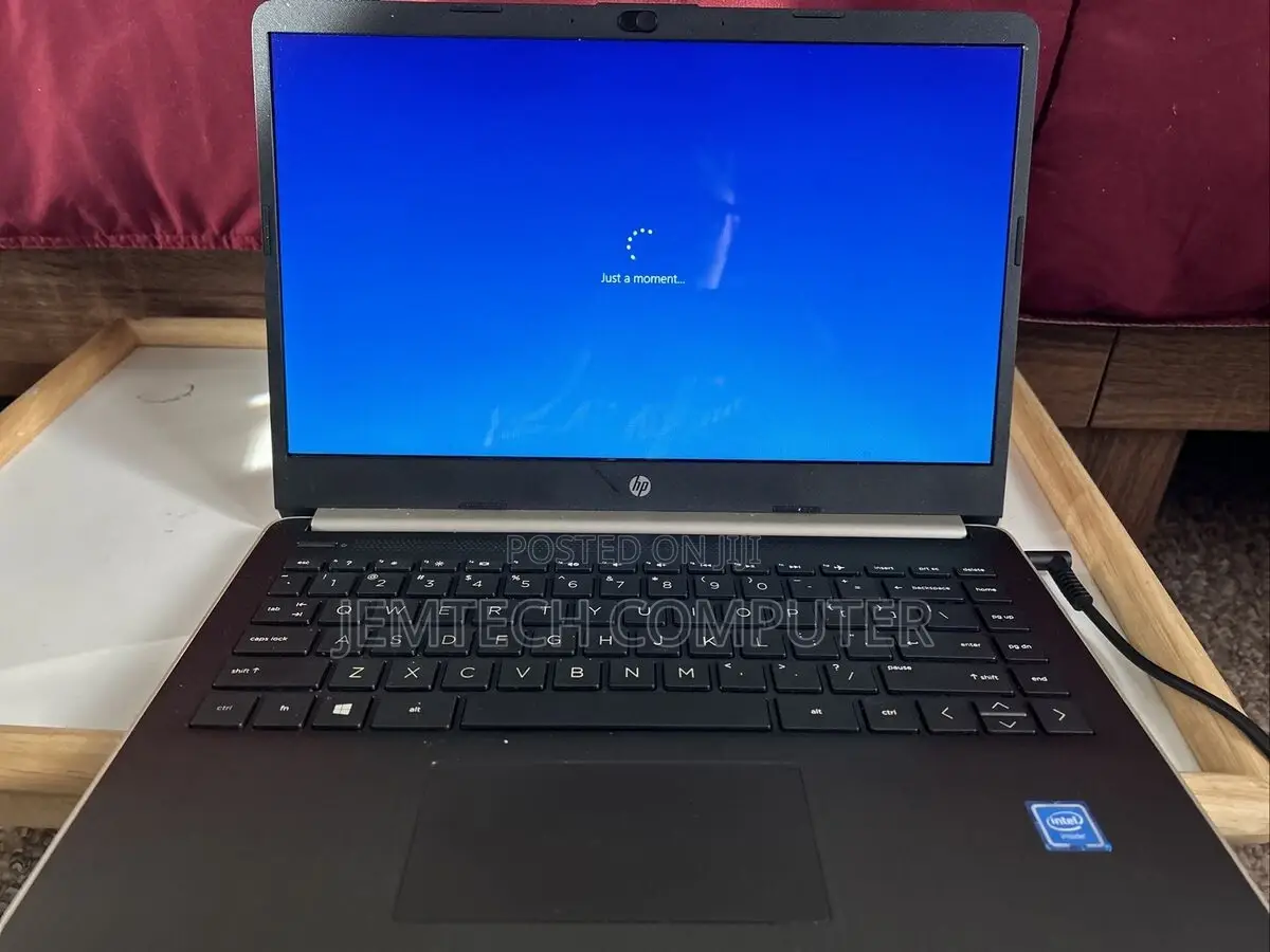 New Laptop HP 15s 8GB Intel Core I3 SSD 512GB