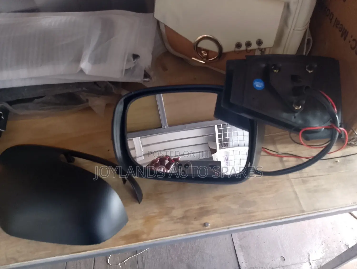 Vitz 2009 Automatic 7 Wire Side Mirror With Indicator