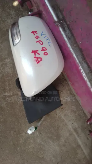 Vitz 2007 -2010 Side Mirror Ksp90