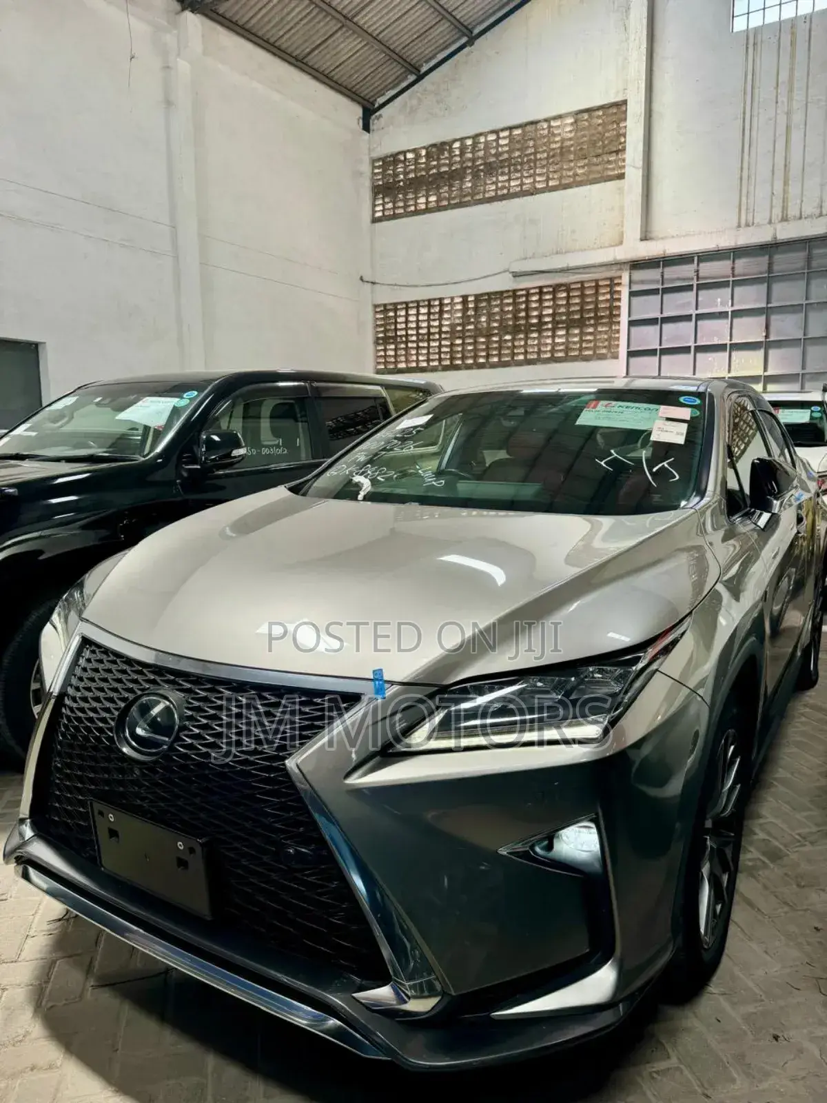 Lexus RX 200 2017 Gold