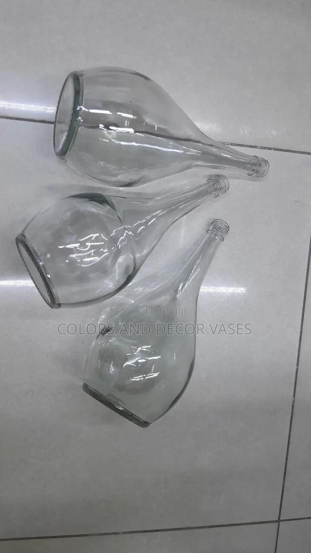 Round Bottom Glass Vases