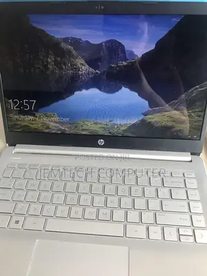 New Laptop HP 14S 4GB Intel Core I3 SSD 512GB