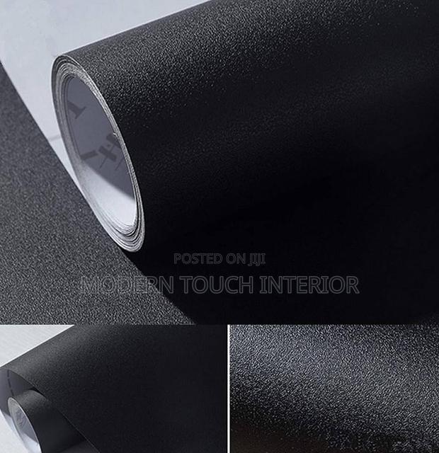 Plain Black Contact Wallpaper