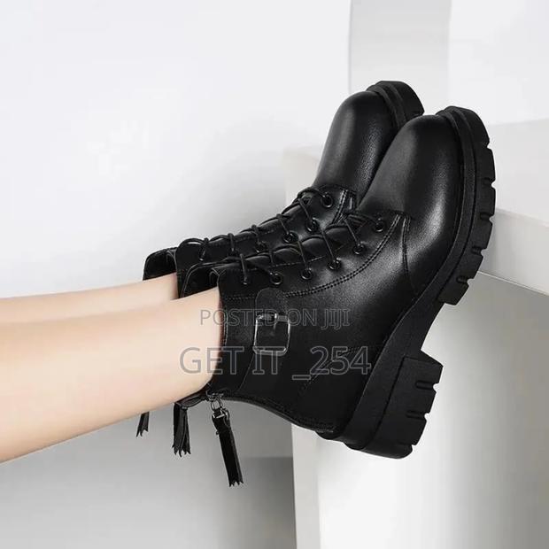 Double Back Zip Boots - thumbnail 3