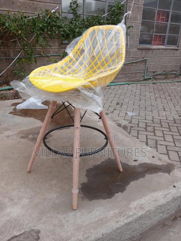 Eames Mesh Bar Stools