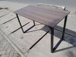 Metallic Stand Desk/Table