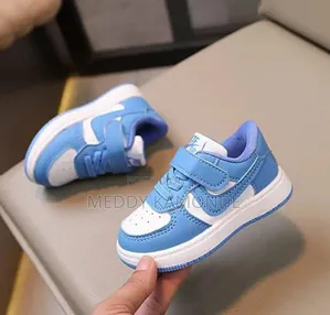 Blue/Maroon/Beige Sneakers