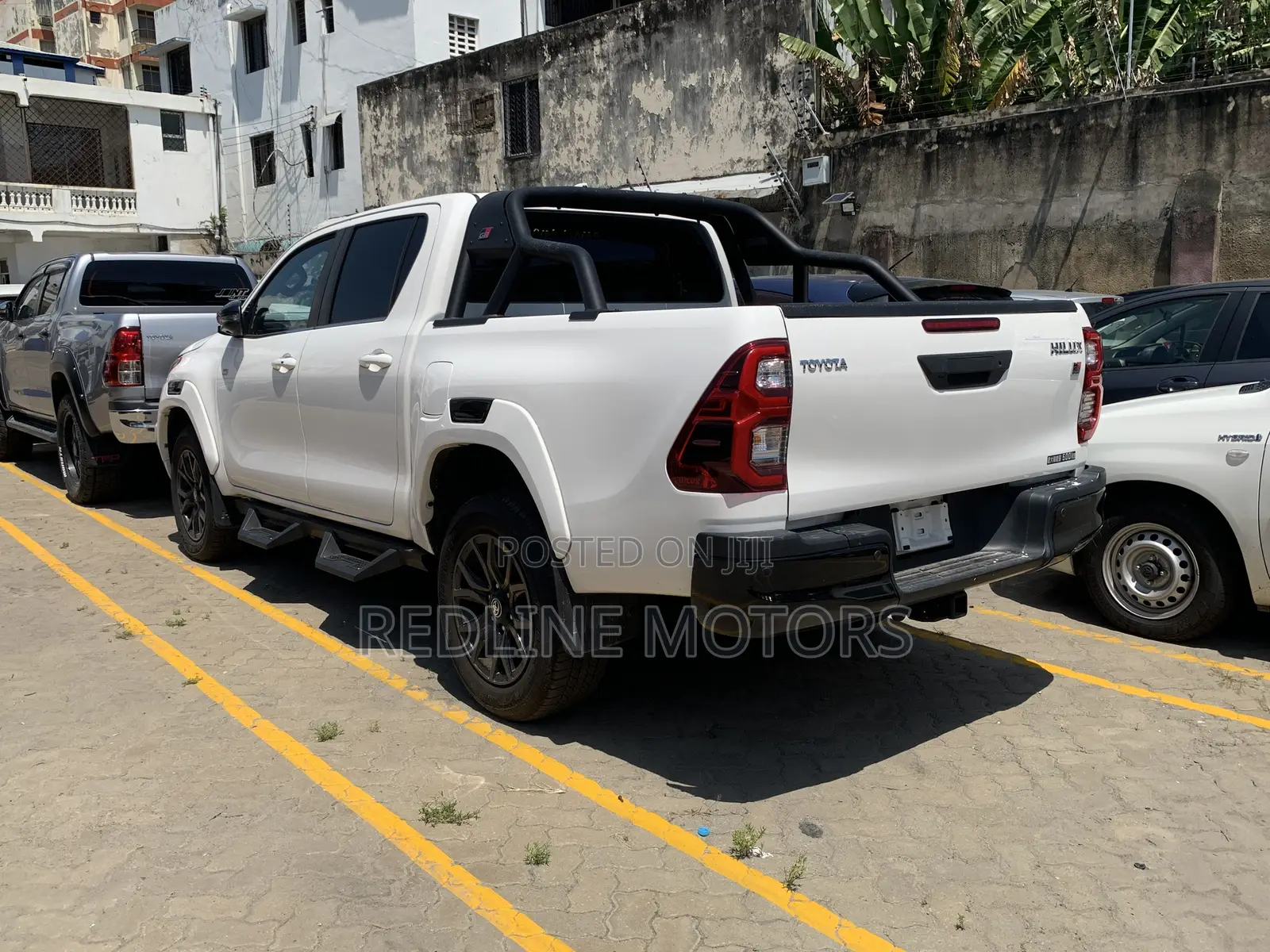 Toyota Hilux 2021 Off white