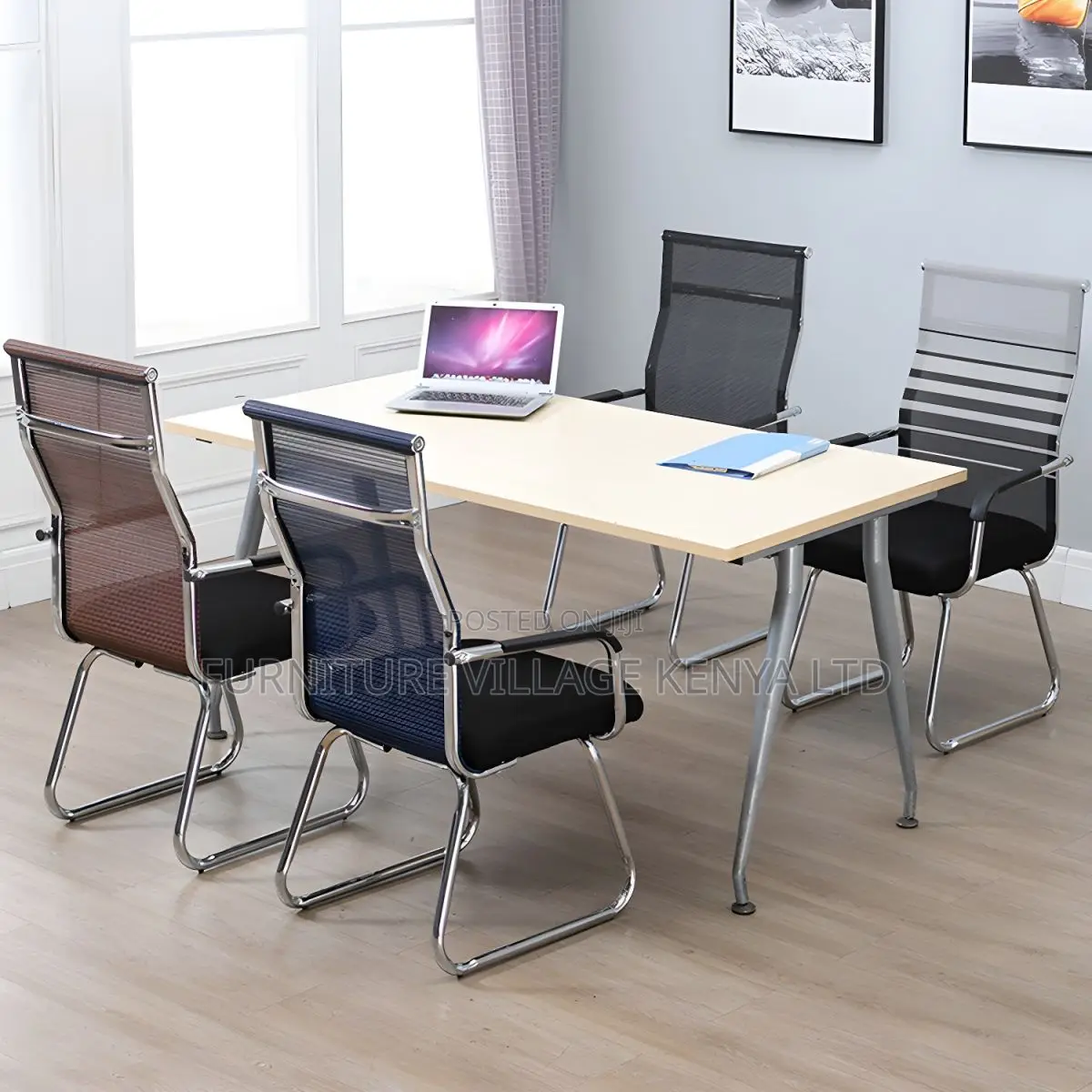 Ergonomic Mesh Task Chair With Fixed Arms