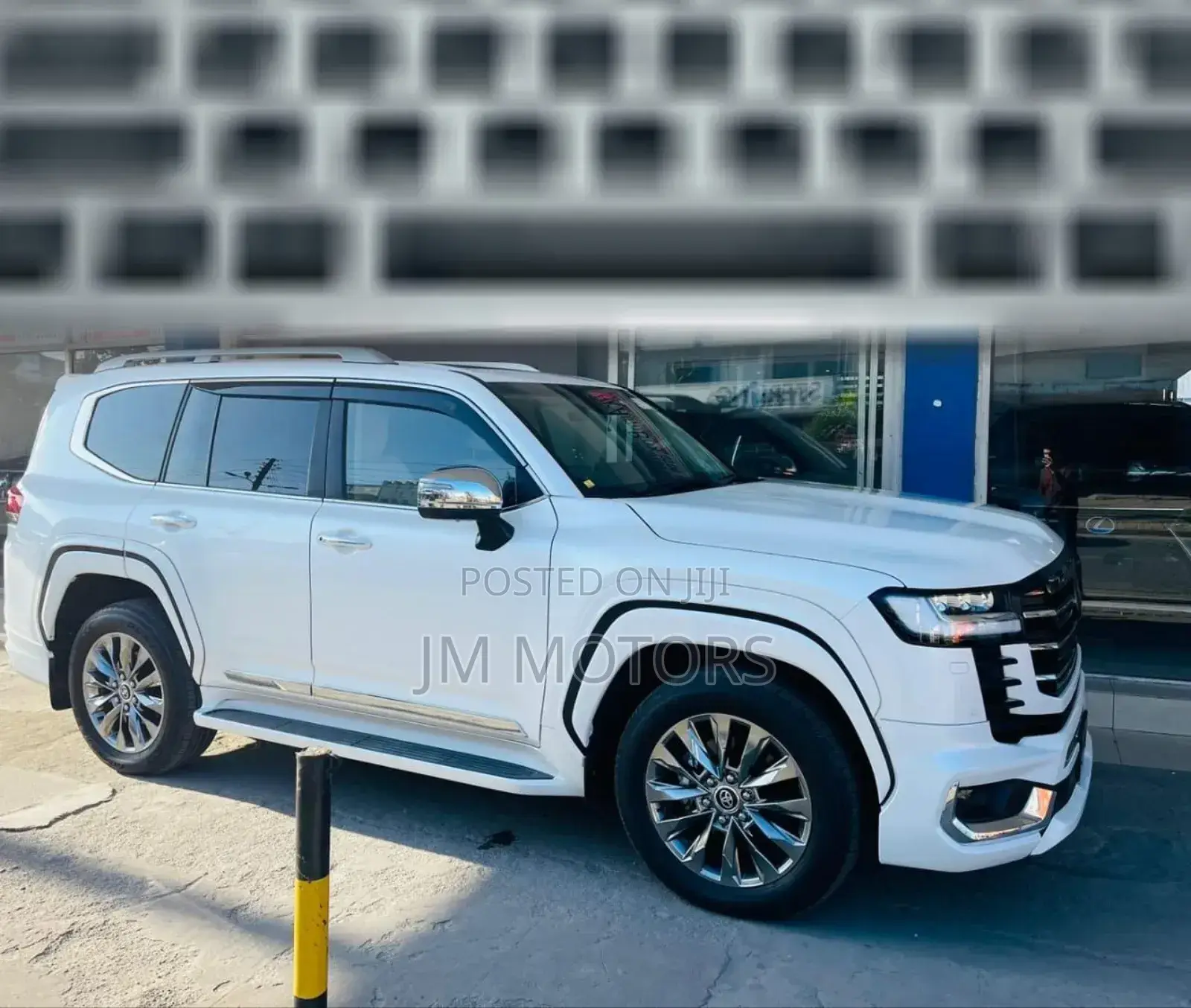 Toyota Land Cruiser 2022 White