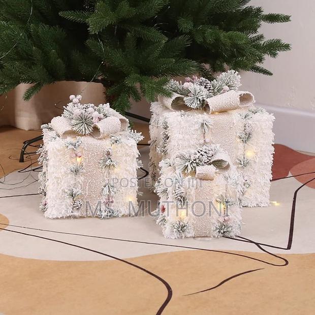 3pcs Set Snow Lighted Gift Box*(White Flocked/ Green ) - thumbnail 3