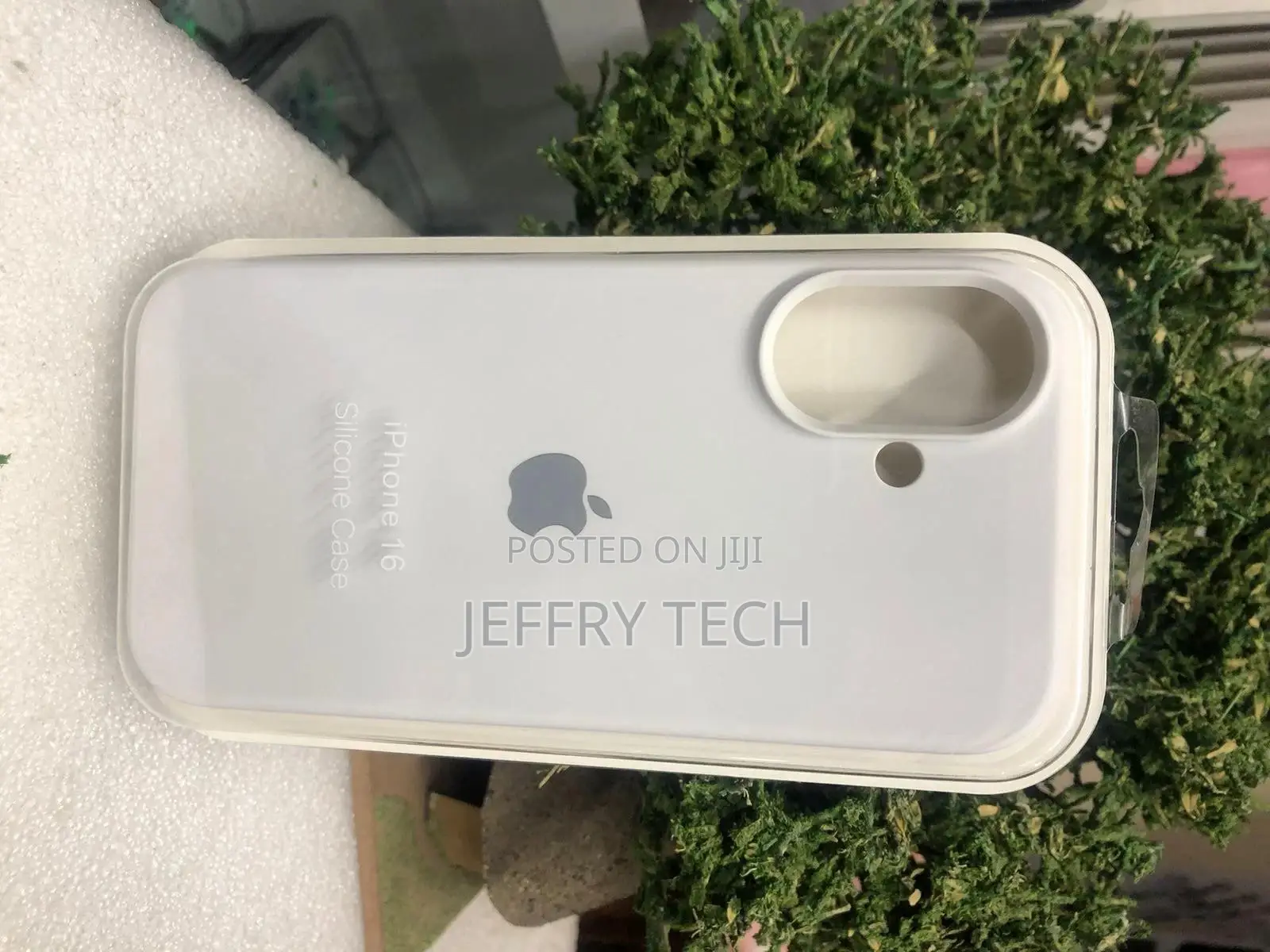 Silicone iPhone 16 SILICON COVER White Color