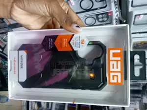 UAG iPhone 16 Case Kevlar Silver 6.7" Monarch Pro Built-in M