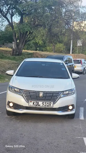 Toyota Premio 1.5 FWD 2016 White