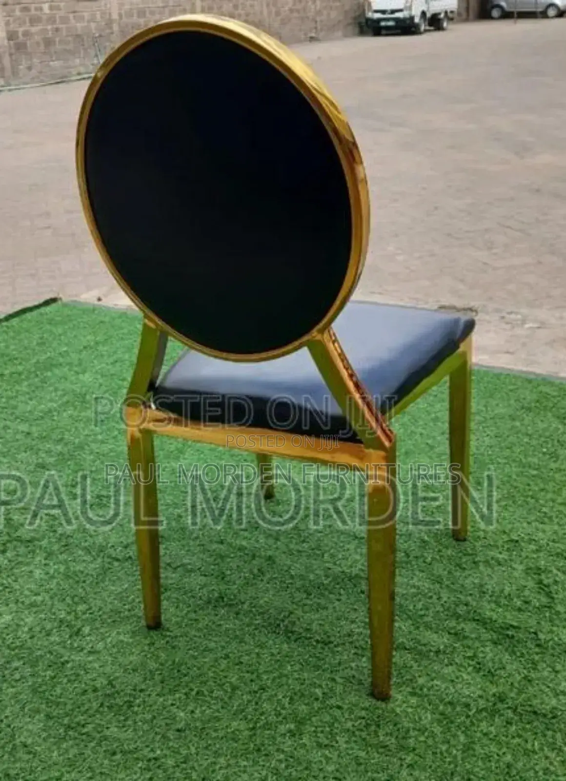 Gold Shinny Shape Chair