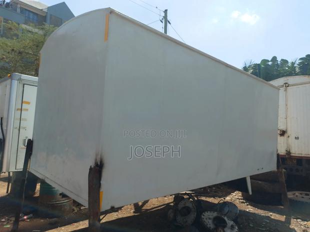 Closed Isuzu NKR Body 2012 White - thumbnail 2