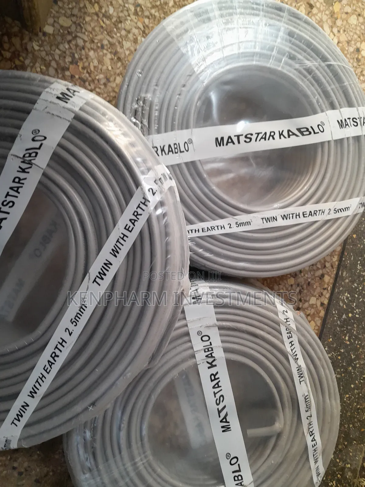 Twin and Earth 90m, 2.5mm2, 3-Core Cable; Mt038