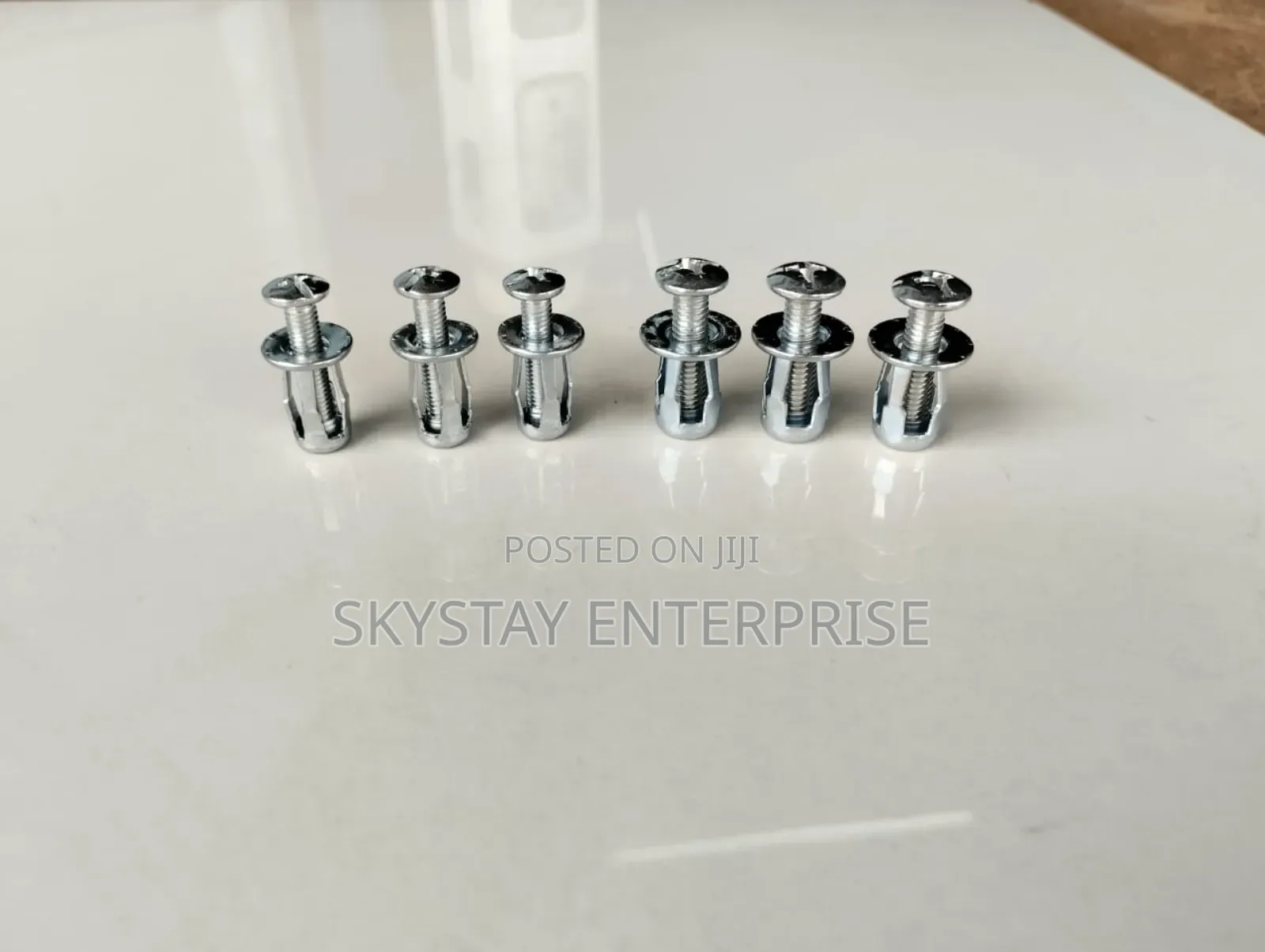 Petal Shape Rivet Nuts Screws M6/M5 100pcs