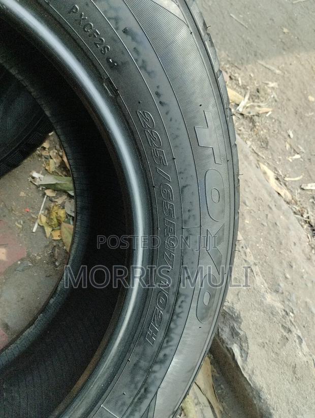 225/65r17 Toyo - thumbnail 9