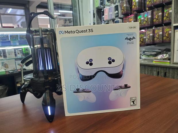 Arkham Shadow Meta Quest 3s< 128gb > - main view