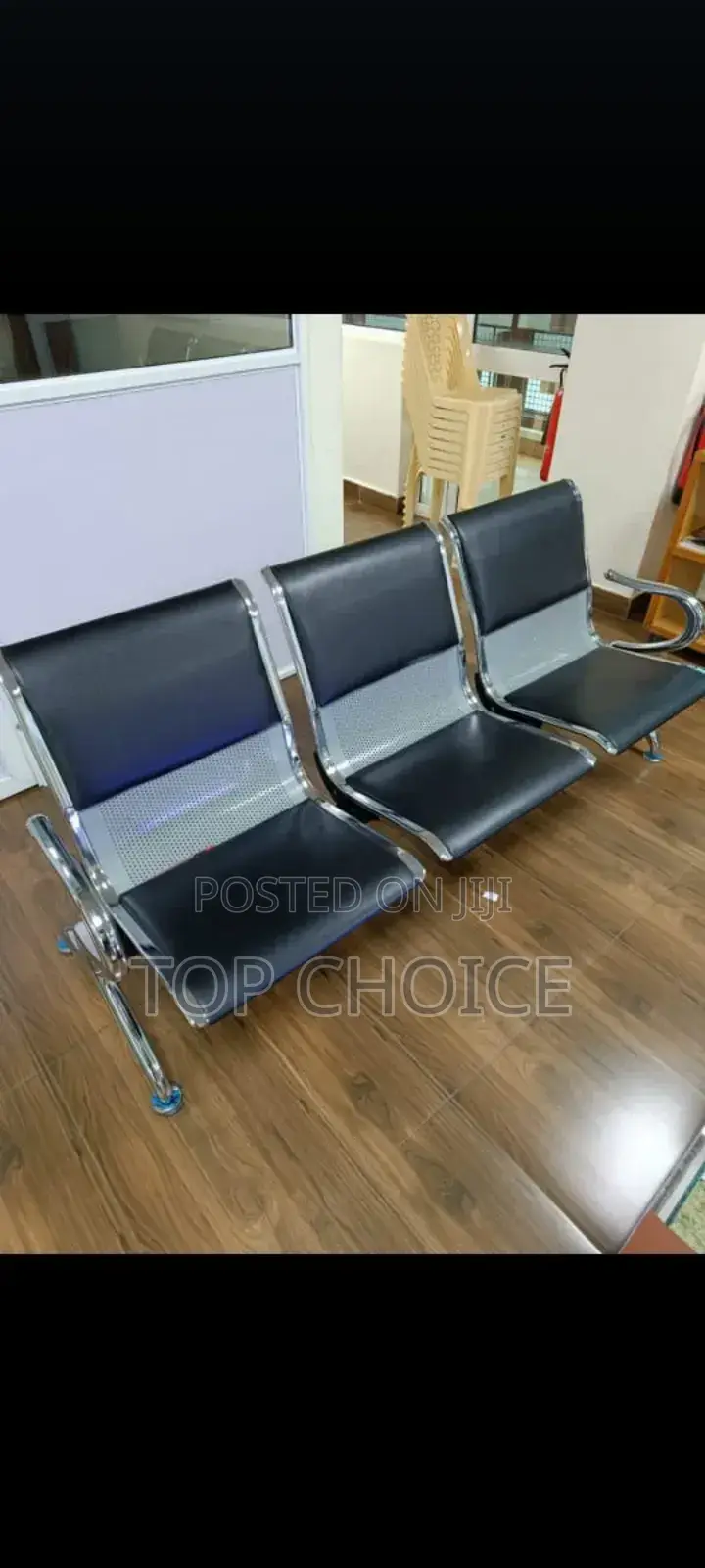 PU Cushioned Black Visitors Bench
