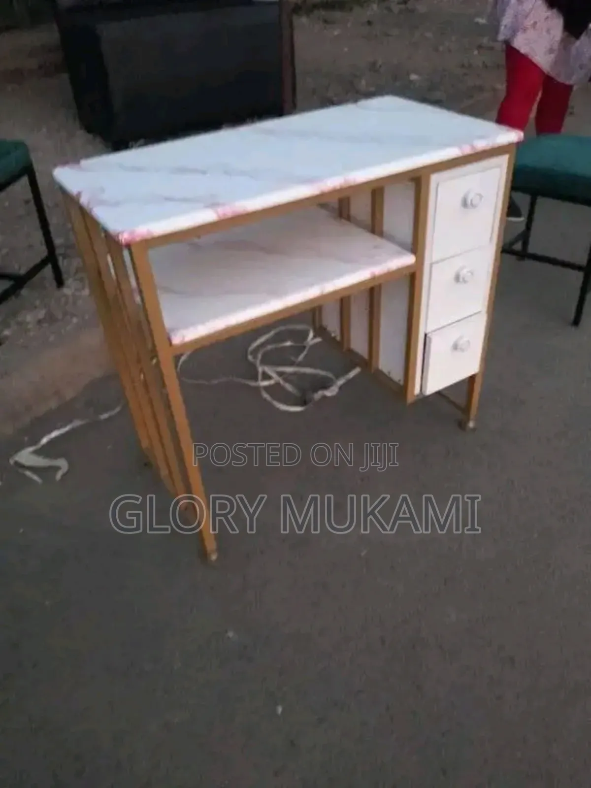 White Marble Manicure Table With Drawers