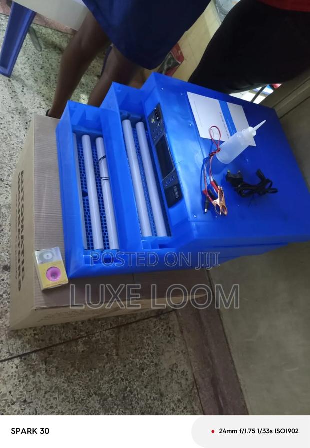 128eggs Incubator Machine - main view