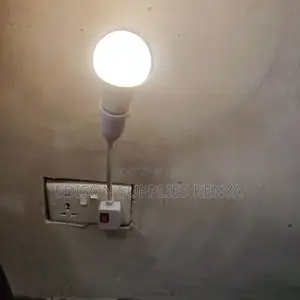 Portable Socket Bulb Holder Plugs Into Socket Lamp Holder