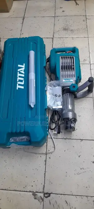 Total Demolition Breaker 1700W