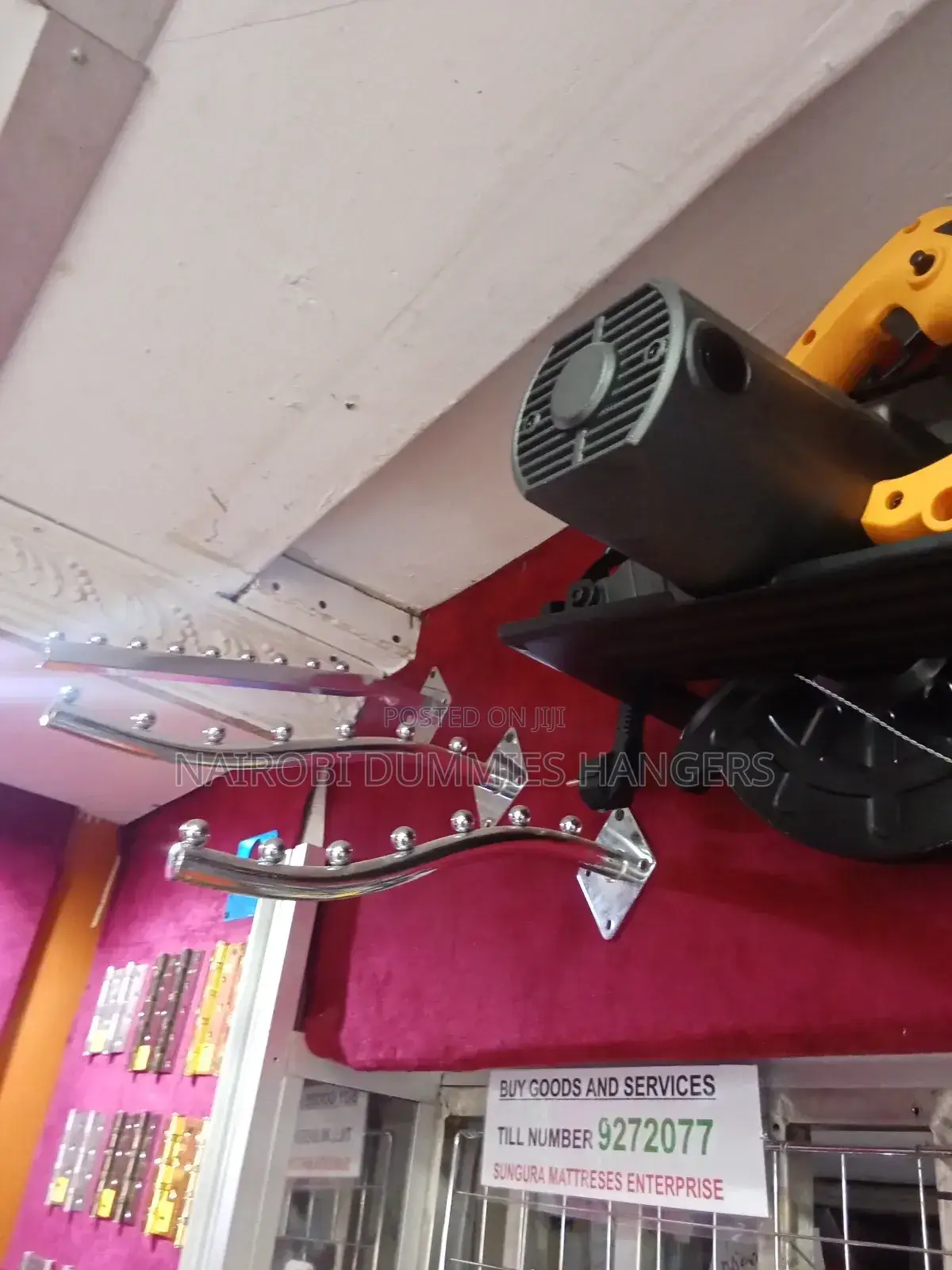 Steel Hanger With Knobs