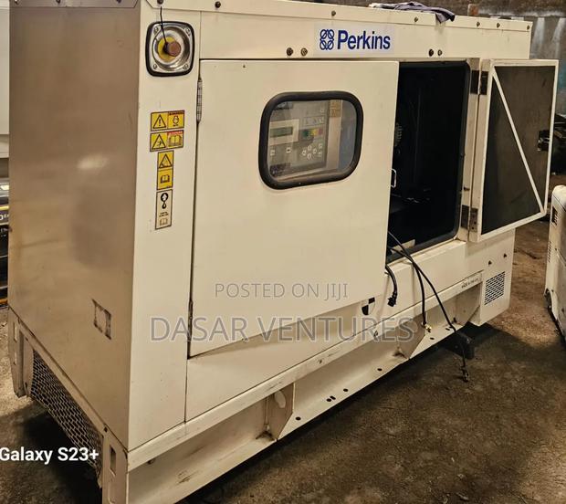 Generator 27kva Ex Uk Perkins. = Clean