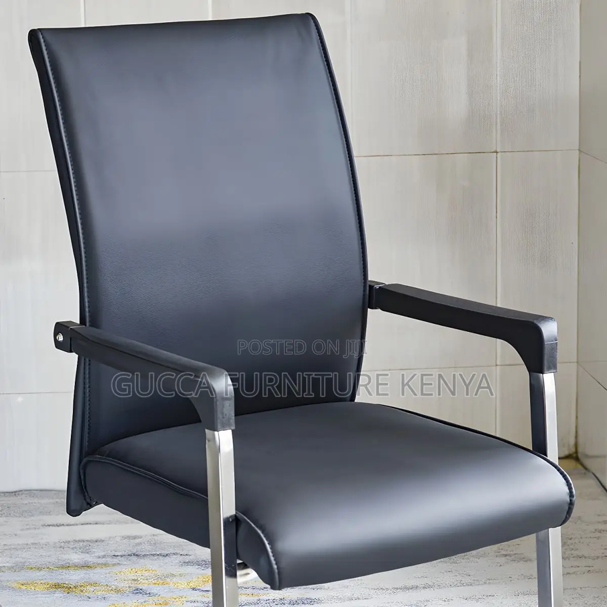 Office Chairs: Executive Waiting Chair With Armrest