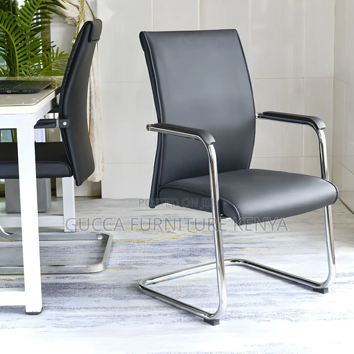 Office Chairs: Executive Waiting Chair With Armrest