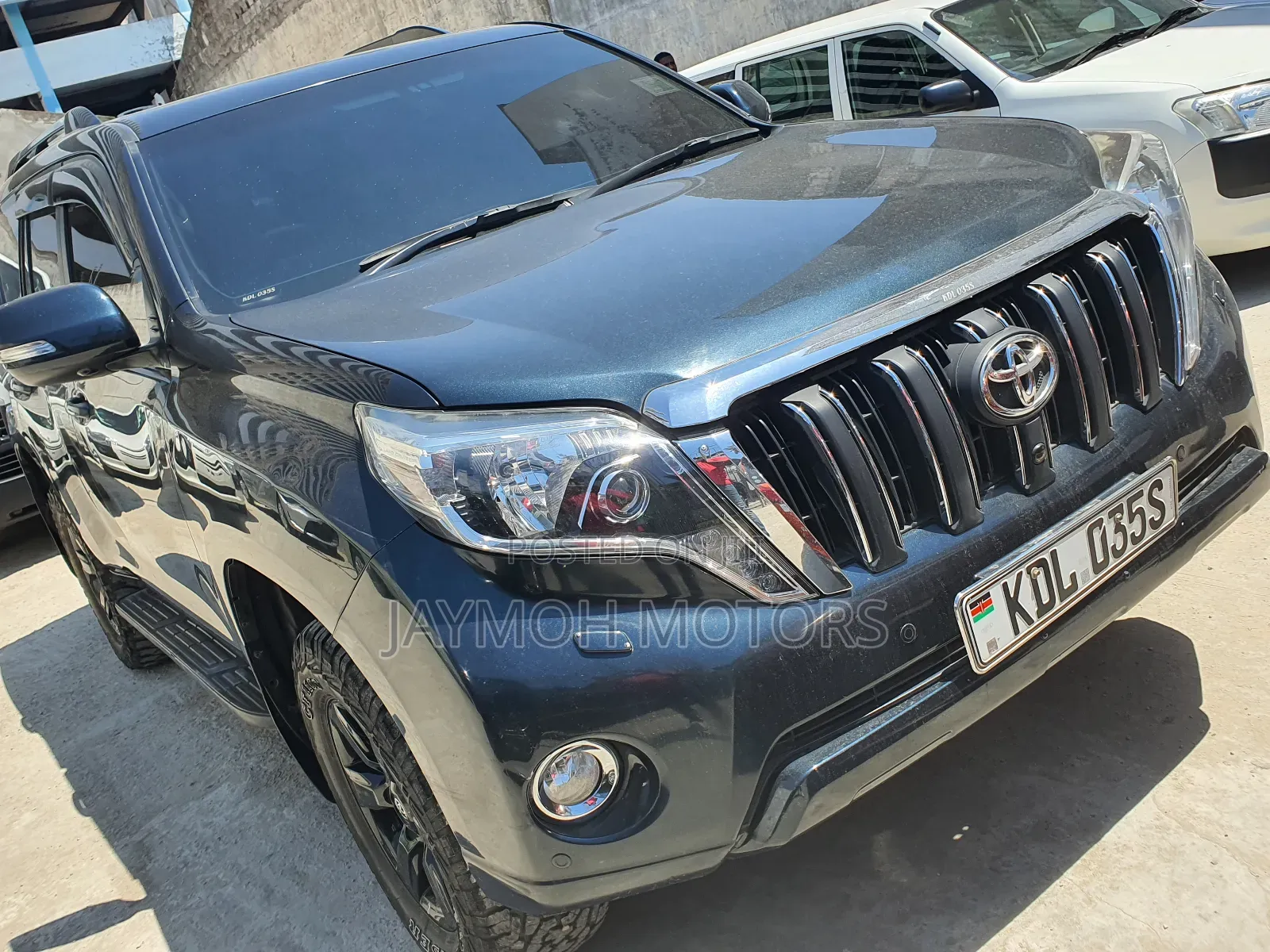 Toyota Land Cruiser Prado 2017 Black