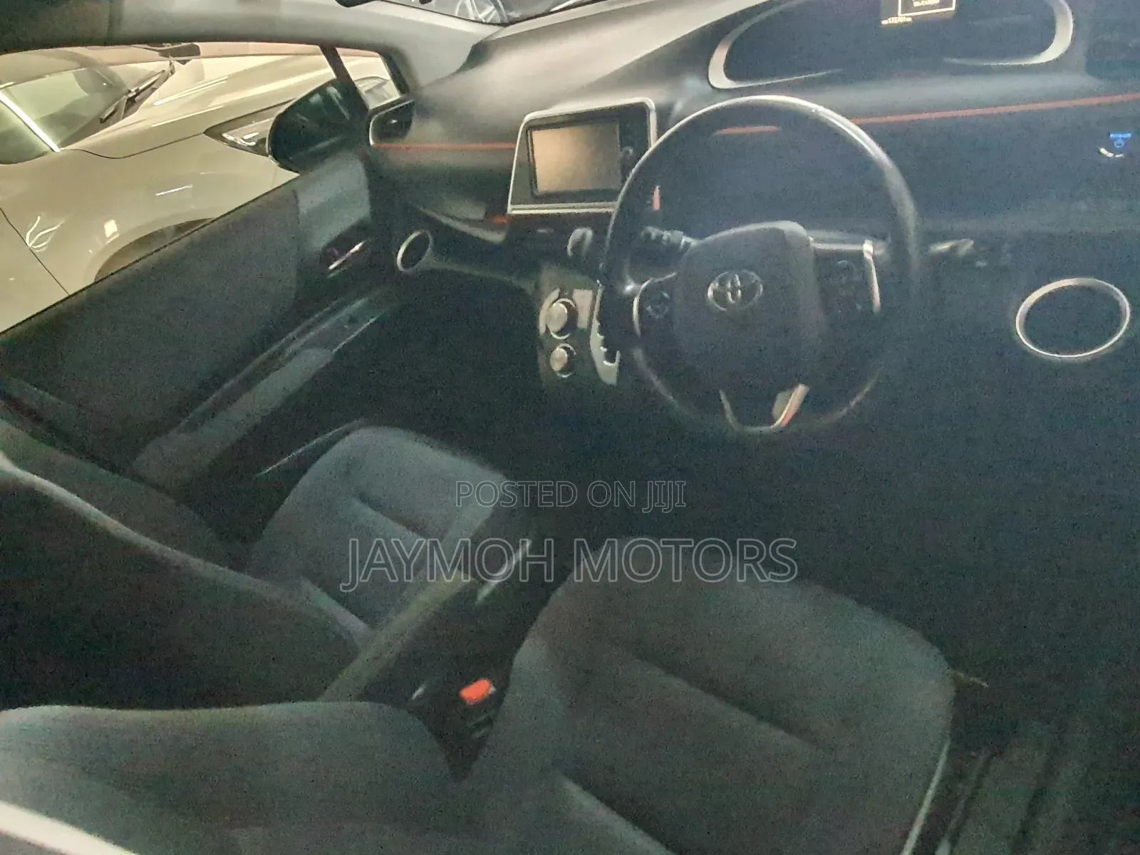 Toyota Sienta 2017 Black