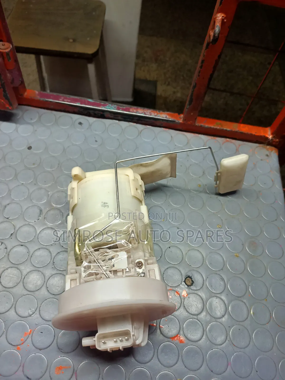 Fuel Pump Nissan Xtrail Old Model 2 Pipes