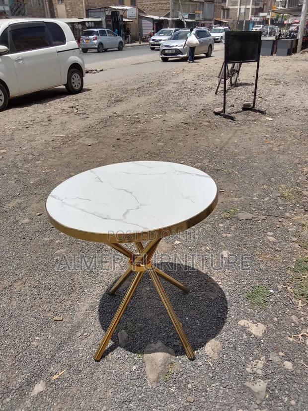 Sleek Outdoor Table Outdoor Table