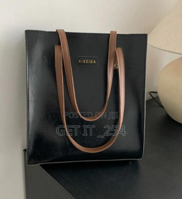*NEW ALBEIDA Leather Handbags*
*Material:PU Leather* - main view