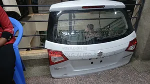 Suzuki Escudo New Model Tailgate (Boot).