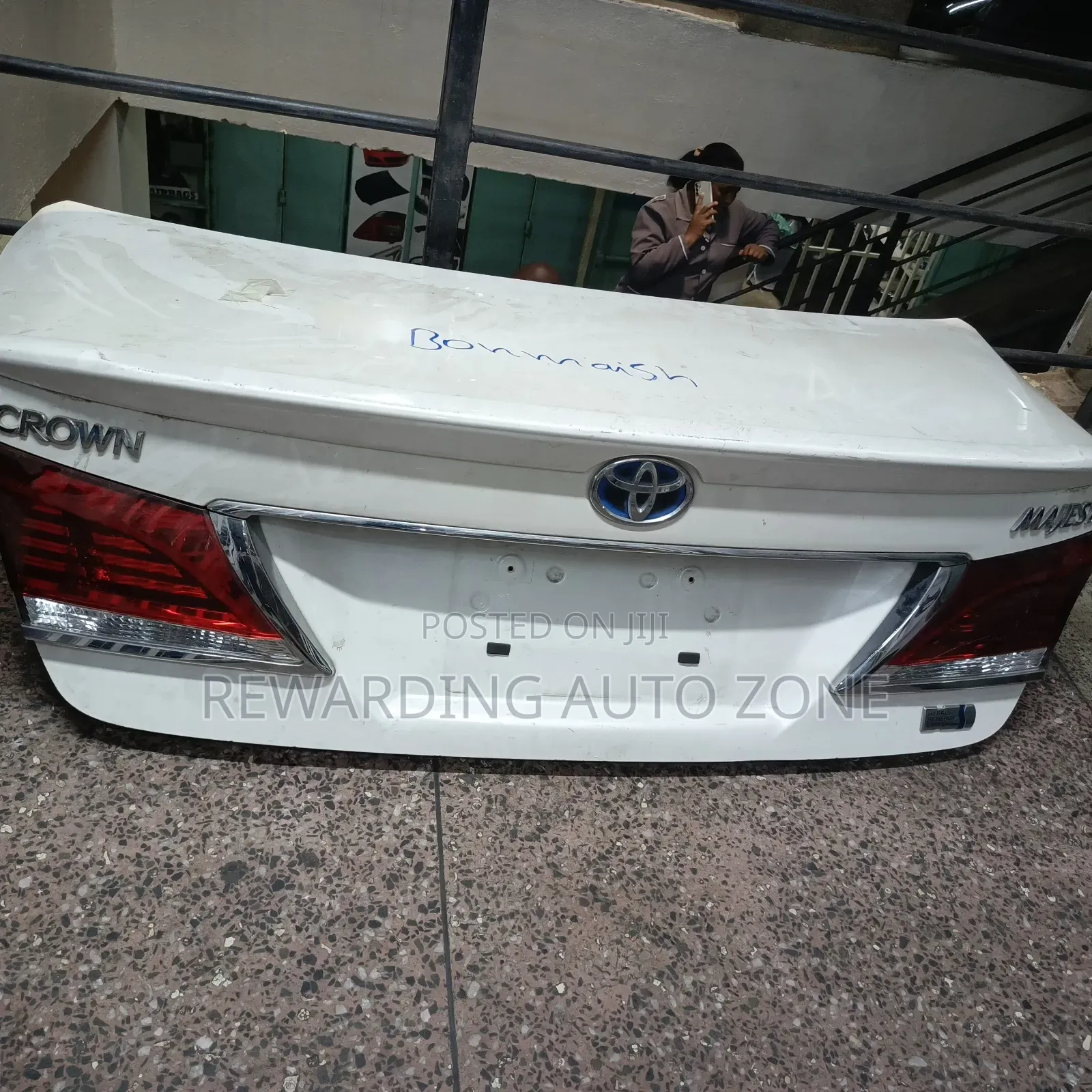 Crown Royal 2015 Sport Tailgate (Boot).
