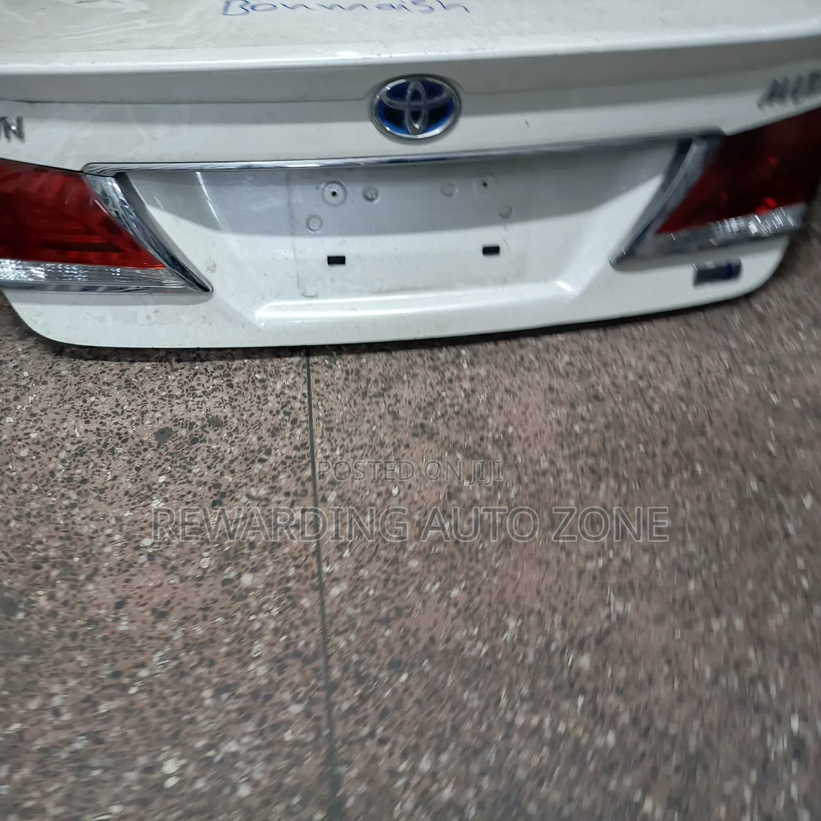 Crown Royal 2015 Sport Tailgate (Boot).