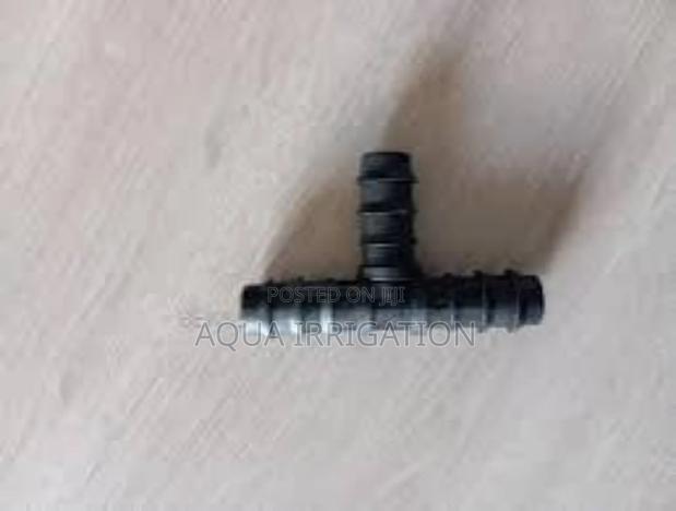 Barbed PE Tee Connectors