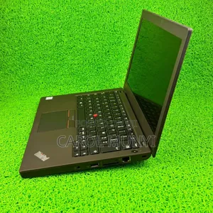 New Laptop Lenovo ThinkPad X270 8GB Intel Core I7 SSD 500GB
