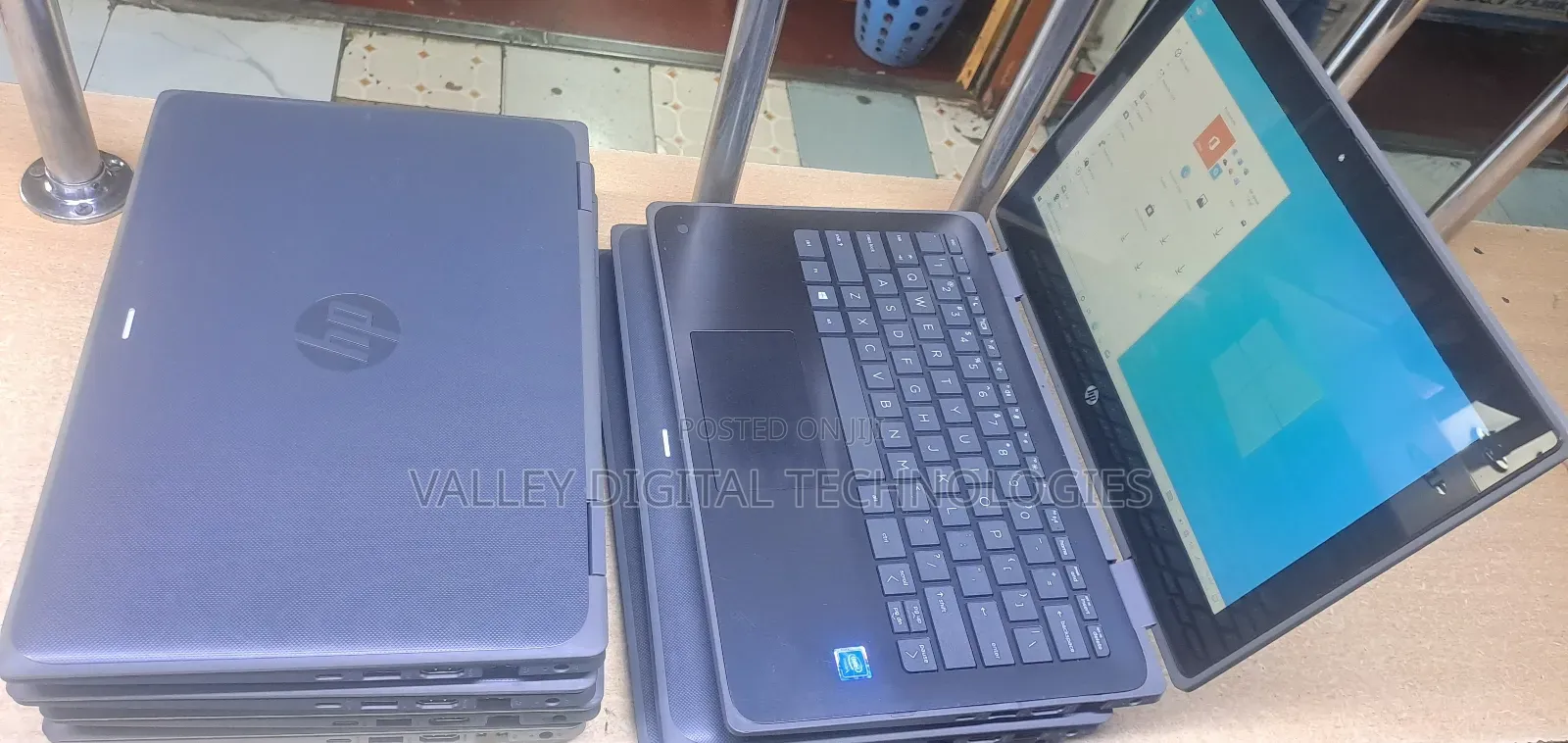 Hp Probook 11 G5 X360 Touch Screen. Intel Dual-Core 180gb