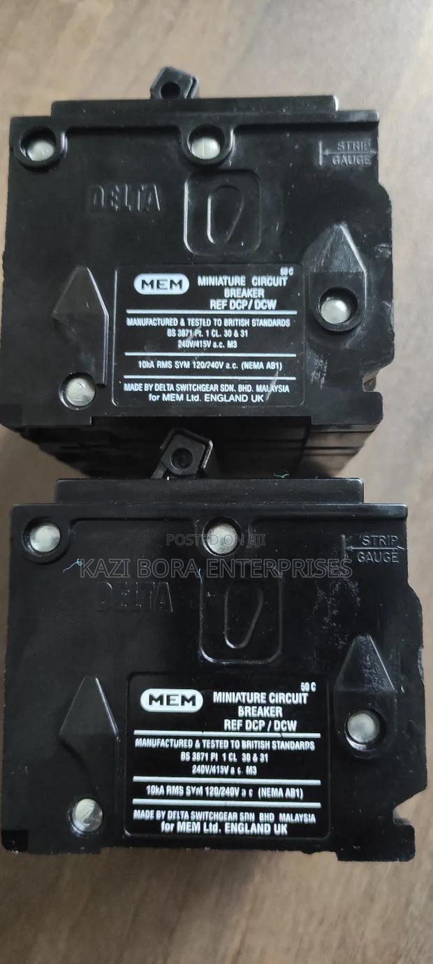 30A Mem 3-Pole MCB - thumbnail 3