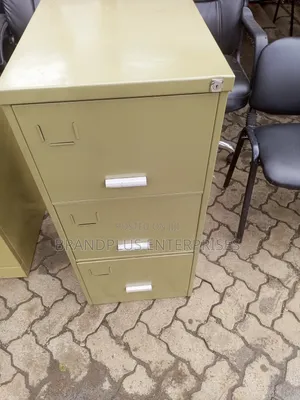 Green 3 Drawer Files Cabiy