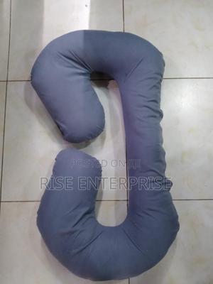 C Shape Maternity Pregancy Pillow - main view