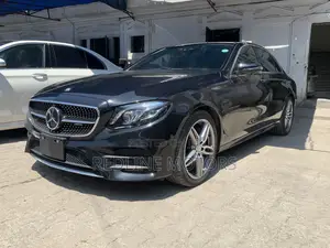 Mercedes-Benz E200 2017 Matt Black