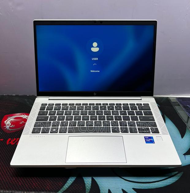 Laptop HP EliteBook 830 G8 16GB Intel Core I7 SSD 512GB