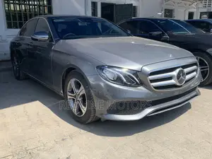 Mercedes-Benz E200 2018 Gray